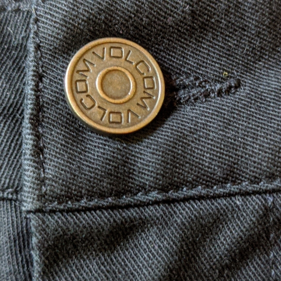 Volcom Frochickie 5 Sz 7 Black Shorts Chino - Picture 7 of 10